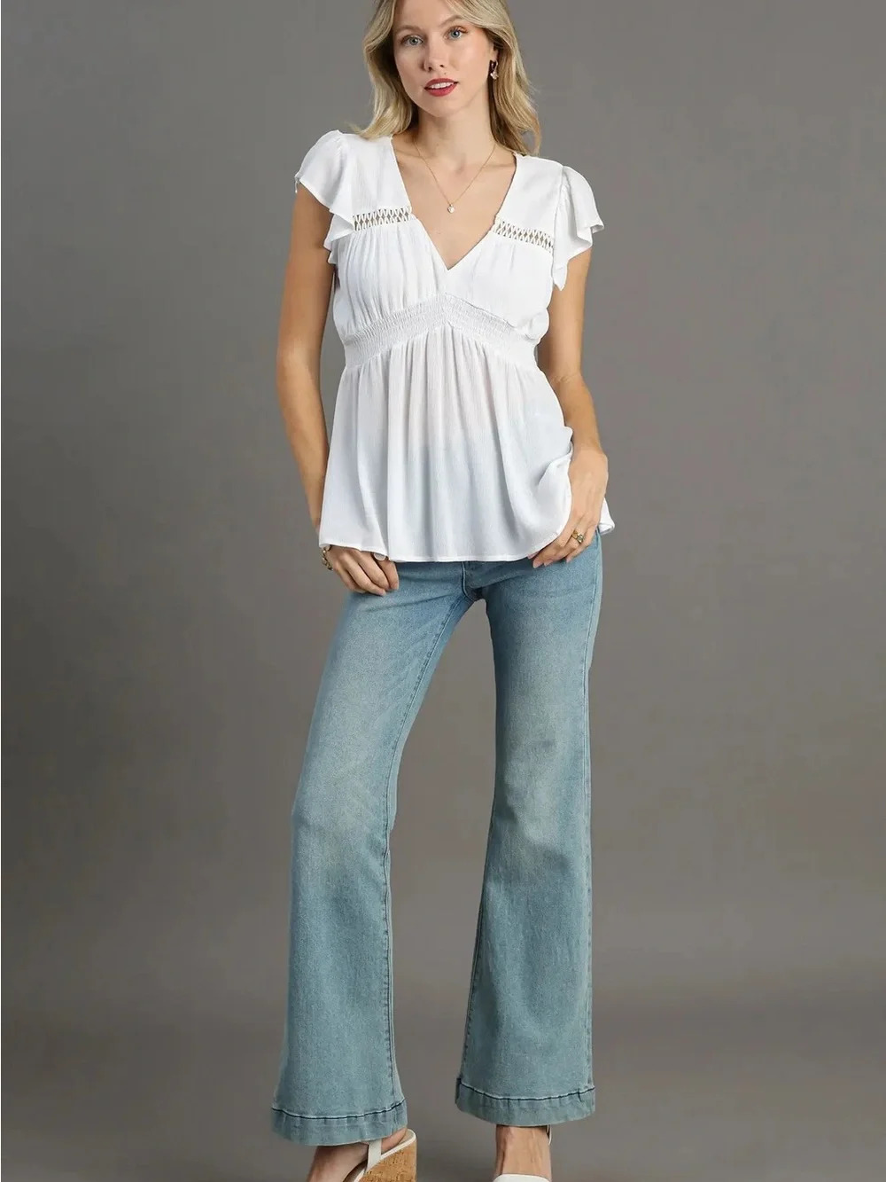 K6151 Trimmed Detail V-Neck Ruffle Sleeve Babydoll Top - Picture 2 of 6